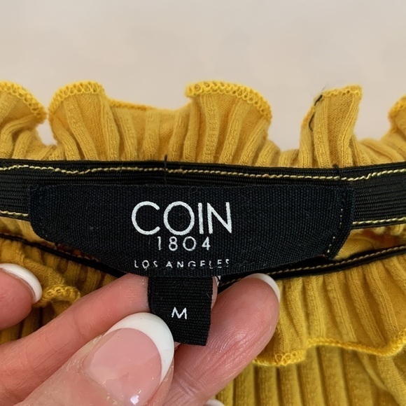 Coin 1804 Rib Elastic Funnel Neck Trim Pullover Top Mustard Yellow Size Medium - Picture 8 of 12
